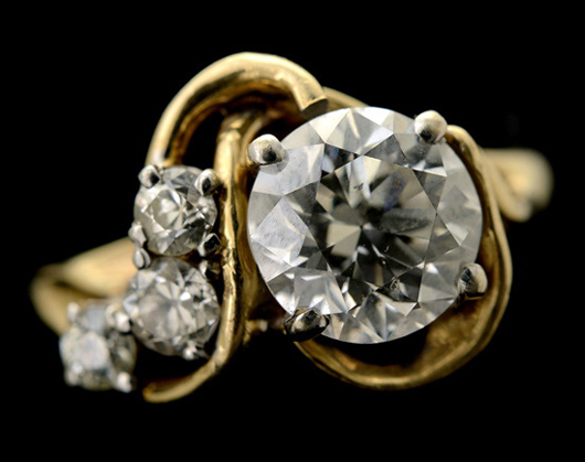 Diamond, 14 karat gold ring. Price realized: $2,950. Michaan’s Auction image.