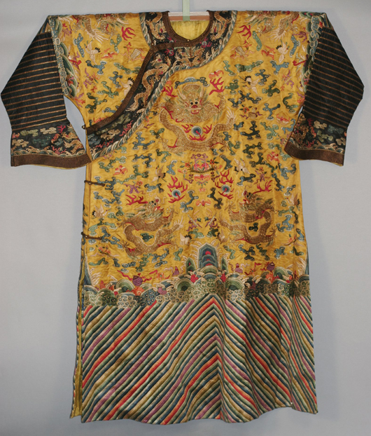 Qing dynasty Imperial family robe, est. $3,000-$5,000. Tonya A. Cameron Auctions image.