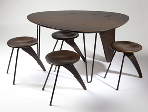 The stars of the evening at Moran’s Feb. 5 Decorative Art Auction were these Isamu Noguchi ‘Rudder’ Model IN-22 stools and Model IN-20 table, which collectively realized $124,200. John Moran Auctioneers image.