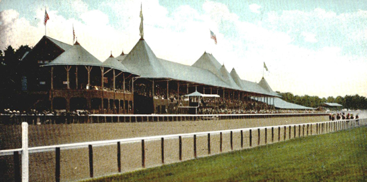 Picture postcard depicting the Saratoga track, 1907. Image courtesy of Wikimedia Commons.