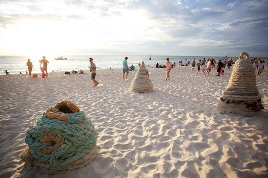Sculpture by the Sea, Cottesloe, Perth, with Carmel Wallace’s ‘Beached Colony’ in the foreground. Image courtesy Sculpture by the Sea.