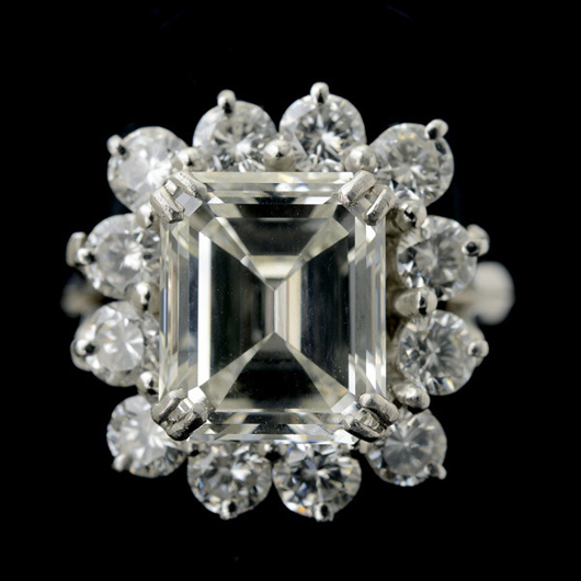 Diamond, platinum ring. Estimate: $10,000-$15,000. Michaan’s Auction image.