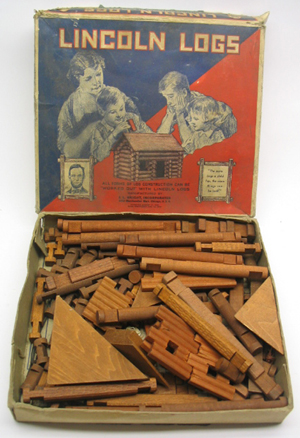 An early set of Lincoln Logs. Image courtesy of LiveAuctioneers.com Archive and Hassinger & Courtney Auctioneering.