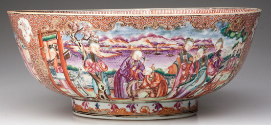 Attractive Chinese export porcelain 18th century 'Mandarin' palette bowl from the collection of Lilian Galinsky. Jeffrey S. Evans & Associates image.