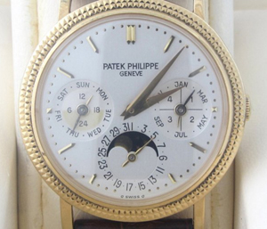 Patek Philippe Perpetual Calendar Moon Watch 5039. Hampton Estate Auction image.
