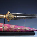 Royal Persian Dagger, Safavid Dynasty, Ca. 1502–1736 CE. Estimate $15,000 - $20,000. Antiquities Saleroom image.