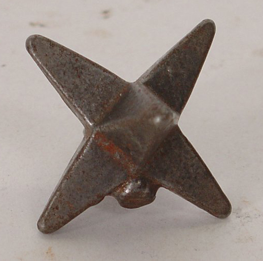 Civil War-era caltrop. Image courtesy of LiveAuctioneers.com Archive and Mooreland Auction Services.