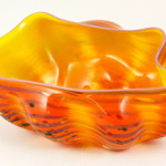 Dale Chihuly handblown glass bowl. Kaminski Auctions image.