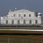 The U.S. Gold Bullion Depository at Fort Knox. This file is licensed under the Creative Commons Attribution 2.0 Generic license.