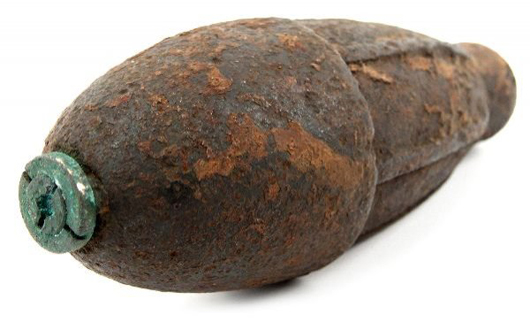 An early Civil War rifled Schenkl artillery shell 6 pounder having a copper percussion fuse. Image courtesy of LiveAucitoneers.com Archive and Affiliated Auctions.