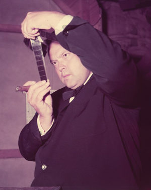 Film director Orson Welles. Image courtesy of LiveAuctioneers.com Archive and Profiles in History.