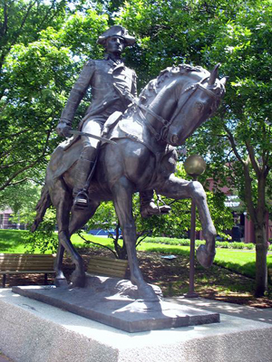 A statue of Gen. 'Mad' Anthony Wayne stands in Freimann Square, downtown Fort Wayne, Ind. This work has been released into the public domain by its author, FTSKfan, at the wikipedia project.