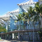 Hawaii Convention Center, where the mural has been for the last 16 years. Image by Vernon Brown. This file is licensed under the Creative Commons Attribution-Share Alike 2.0 Generic license.