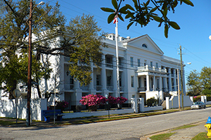 The old United States Marine Hospital, restored and adapted for reuse by the Mobile County Health Department. Image courtesy of Wikimedia Commons.