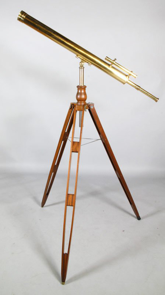 Dixey Brighton telescope, brass with sight scope and tripod, 39-inch-long tube and 12-inch eyepiece. Image courtesy of LiveAuctioneers.com Archive and Kaminski Auctions. 