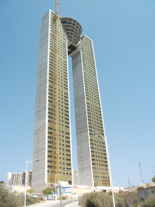 The 590-foot Intempo residential skyscraper nearing completion in Benidorm, Spain. Image by Pexelate. This file is licensed under the Creative Commons Attribution-Share Alike 3.0 Unported license.