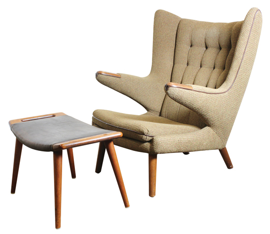 This Hans Wegner Papa Bear chair solidly surpassed its high estimate, going for $7,735. Clars Auction Gallery image.