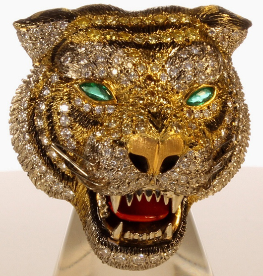 Tiger brooch. Authenticated Internet Auctions image.
