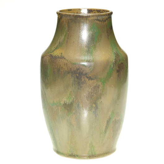 Red Wing Nokomis vase, 10 3/8in tall. Image courtesy of LiveAuctioneers Archive and Humler & Nolan.