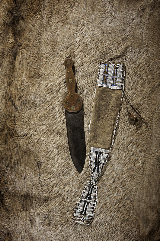 Blackfoot pony beaded knife sheath with dag knife from the collection of Marvin L. Lince, Oregon. Estimate: $30,000-$40,000. Cowan's Auctions Inc.