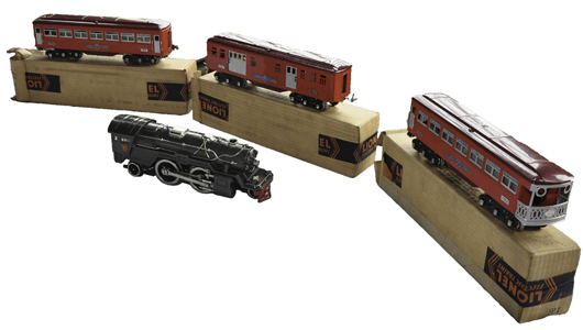 Lionel Model 385E standard gauge train set with boxes.
