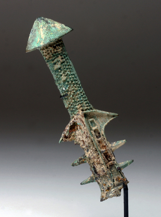 Lot 226: Chinese Han Dynasty bronze dagger hilt, ca. 206 BCE.  Est. $600-$1,200, start $250. Artemis Gallery Live image.
