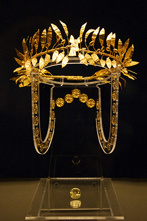 One of the many priceless treasures held in the collection of the National Historical Museum in Bulgaria, this 4th-century gold wreath and ring came from the burial site of an Odrysian aristocrat at the Golyamata Mogila tumulus, situated between the villages of Zlatinitsa and Malomirovo in the Yambol region. Photo by Ann Wuyts, licensed under the Creative Commons Attribution 2.0 Generic license.