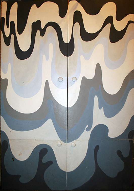 Chuck Close mural. Sanford & Son Auction image.