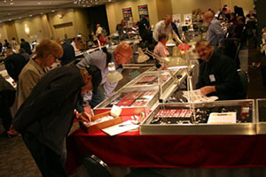The Chicago International Coin Expo, held April 10-13 in Rosemont, Illinois, was buzzing with activity. Image courtesy of FW Media.