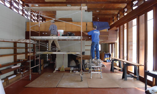 Workmen dismantle a room of the Bachman Wilson House before its journey to northwest Arkansas. Image courtesy Crystal Bridges, Tarantino Studio copyright 2014.
