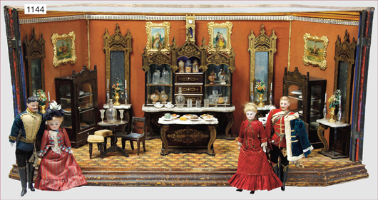 This lovingly detailed Vienna Cafe, only 69 x 57cm, lot number 1144 in the Ladenburger Spielzeugauktionen, rose from an opening bid of 3,800 euros to 16,500 euros. Photo courtesy of Ladenburger Spielzeugauktionen.