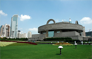 The Shanghai Museum, where experts dispute the authenticity of a scroll that a Chinese tycoon purchased for $8 million at a New York auction house. Image by 寒江2009 Eddie Chen. This file is licensed under the Creative Commons Attribution 2.0 Generic license.