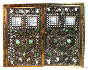 Jeweled fire screen attributed to Tiffany tops $60,000 at S &#038; S Auction