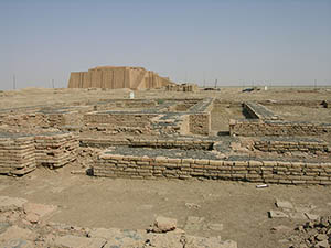 The ruins of Ur, with the Ziggurat of Ur visible in the background. Image by M.Lubinski from Iraq,USA. This file is licensed under the Attribution-ShareAlike 2.0 Generic license.