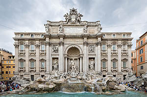 Trevi Fountain in Rome. May 2007 photo by David Iliff. License: CC-BY-SA 3.0.