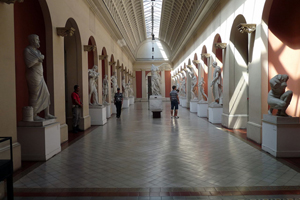 Currently, the confiscated artworks are being stored safely at Brazil's National Museum of Fine Arts, in Rio de Janeiro (shown here). If the rightful owners cannot be found, the art will become the property of Brazil's federal museums. Photo by Luís Guilherme Fernandes Pereira, licensed under the Creative Commons Attribution-Share Alike 2.0 Generic license