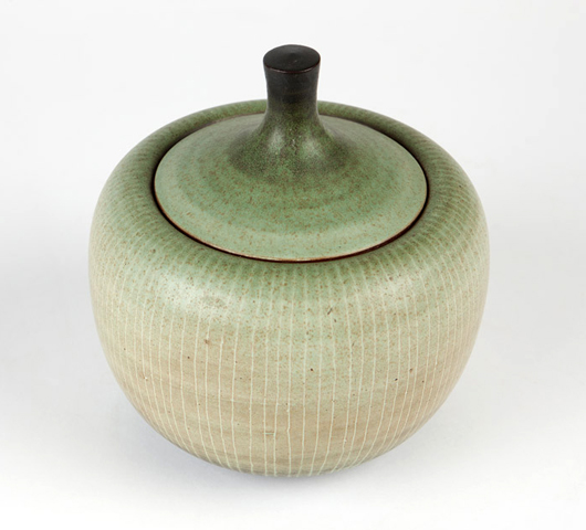 American pottery has been doing well at Moran’s auctions lately, and this example by Harrison McIntosh earned a $4,200 (estimate: $1,000 - $1,500). John Moran Auctioneers image. 