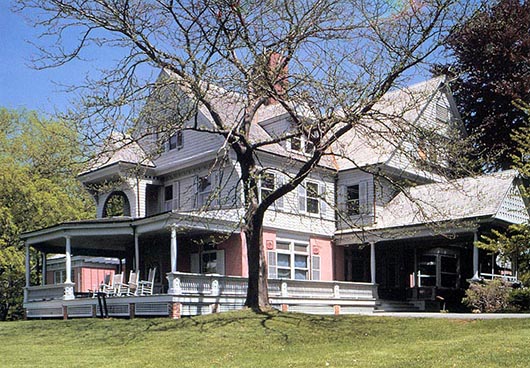 Sagamore Hill was Teddy Roosevelt's summer White House. The home is on the North Shore of Long Island near Oyster Bay. Image courtesy of http://www.theodore-roosevelt.com 