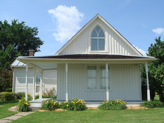 The State Historical Society of Iowa owns the 1881-82 house, which was built in the Carpenter Gothic architectural style. Image courtesy of Wikimedia Commons.