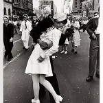 The Alfred Eisenstaedt photograph that inspired the Seward Johnson's 'Unconditional Surrender' sculpture. Image courtesy of LiveAuctioneers.com archive and Westlicht Photographica Auctions.
