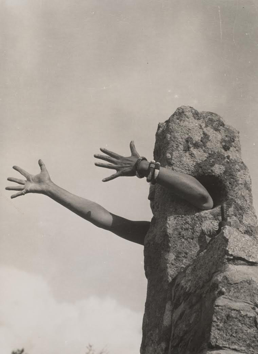 Claude Cahun (French, 1894-1954), ‘I Extend My Arms,’ 1931 or 1932. Cophyright the estate of Claude Cahun.