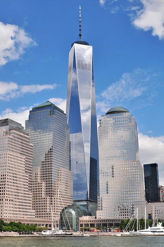 One World Trade Center viewed from the Hudson River. Image by Joe Mabel. This file is licensed under the Creative Commons Attribution-ShareAlike 2.0 Generic license.