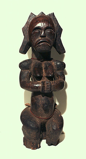 Byeri Fang reliquary, Gabon, circa 1920, 20 1/2 inches high, estimate: €10,000-€12.000. Nova Ars Auction image