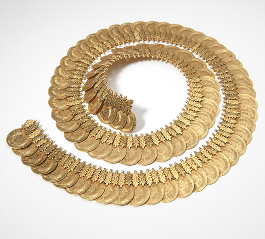 With an estimate of $6,500-$7,500, this high-karat gold Indian Kasu mala necklace offered at Moran’s Dec. 9 Auction exceeded expectations, realizing $19,200. John Moran Auctioneers image