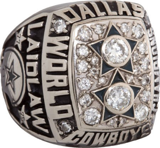 Dallas Cowboys Super Bowl XII championship ring given to running back Scott Laidlaw. Image courtesy of LiveAuctioneers.com archive and Heritage Auctions.