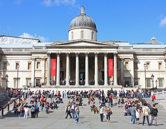 The National Gallery in Trafalgar Square, London. Image by Wayland Smith. This file is licensed under the Creative Commons Attribution-ShareAlike 2.0 Generic license.