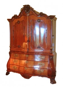 Circa 1750 bombe chest with royal portrait, from the Whitenack estate out of Naples, Florida. Louis J. Dianni LLC image