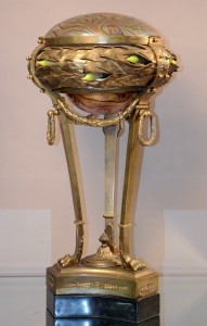 Loetz Art Nouveau art glass lamp on marble base, circa-1910, 30 inches tall. Estimate $8,000-$13,000. Bruhns Auction Gallery image
