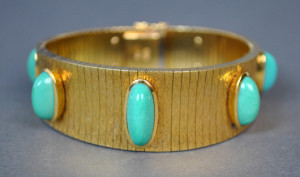 Cartier 18K gold and turquoise bracelet. Estimate: $4,000-$5,000. Leighton Galleries, Inc. image