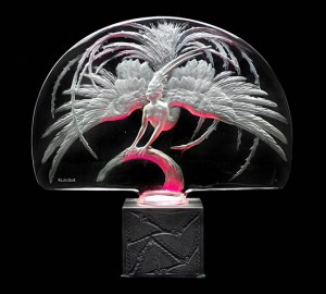 Clear and frosted glass decorative object by Rene Lalique, made circa 1922 and titled ‘Oiseau de Feu,’ formerly in the collection of Barbra Streisand. Price realized: $50,400. A.B. Levy’s image